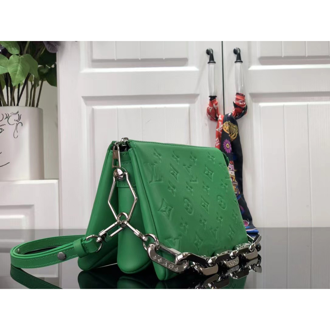 Louis Vuitton  Handbag （20 x 16 x 12cm） - PerfectKickZ