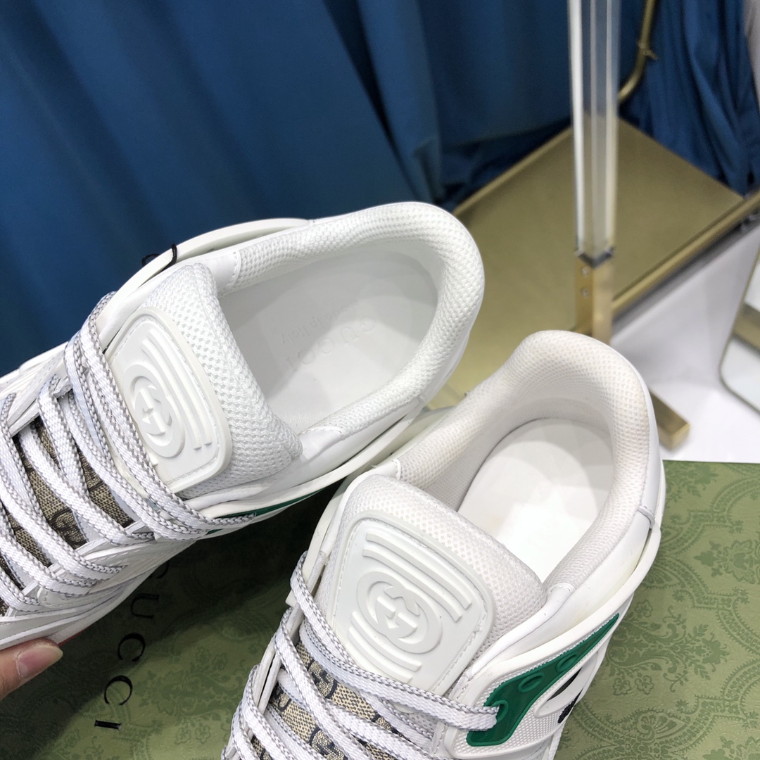 Gucci  Men's Gucci  Basket sneaker with lnterlocking G  - PerfectKickZ