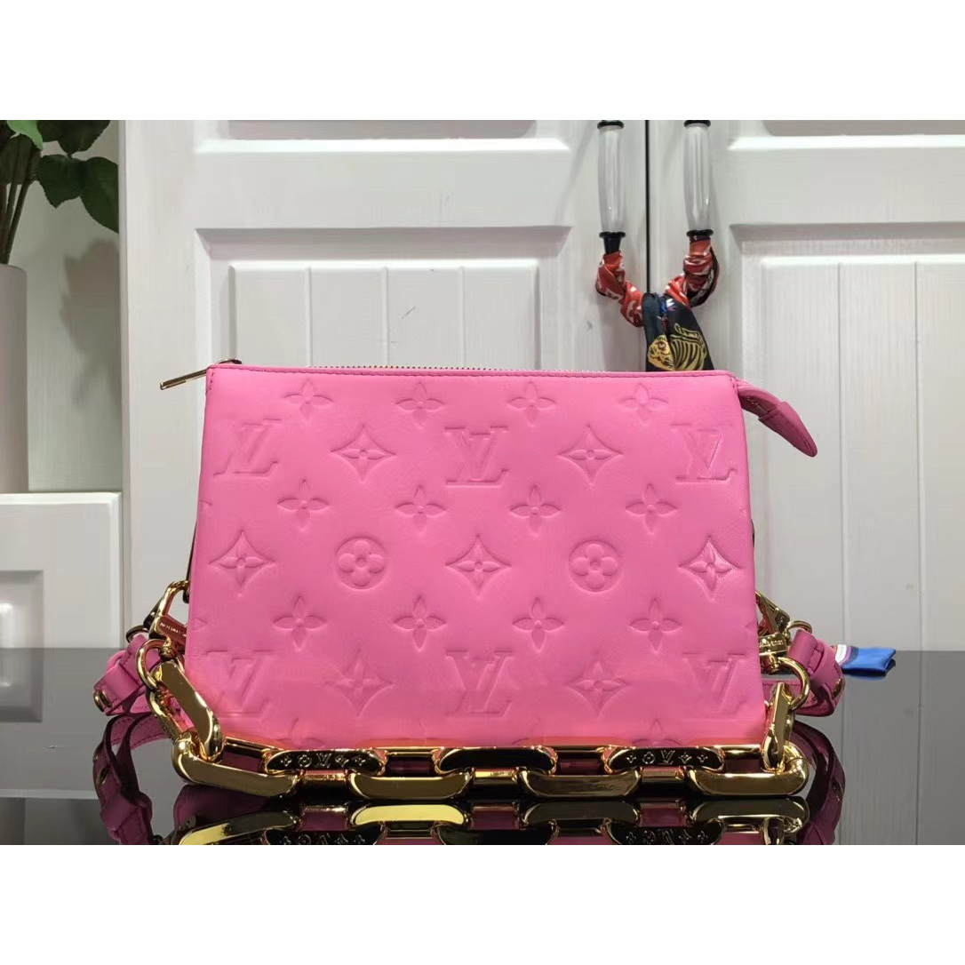 Louis Vuitton  Handbag （20 x 16 x 12cm） - PerfectKickZ