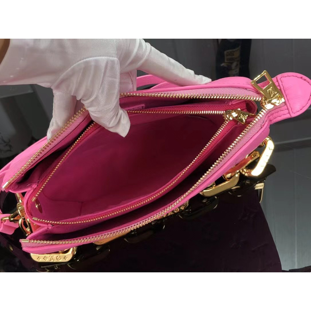 Louis Vuitton  Handbag （20 x 16 x 12cm） - PerfectKickZ
