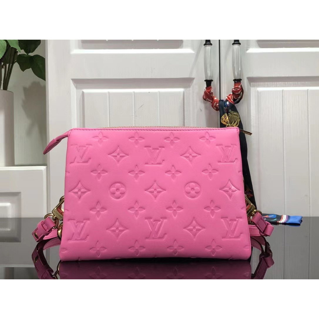 Louis Vuitton  Handbag （20 x 16 x 12cm） - 