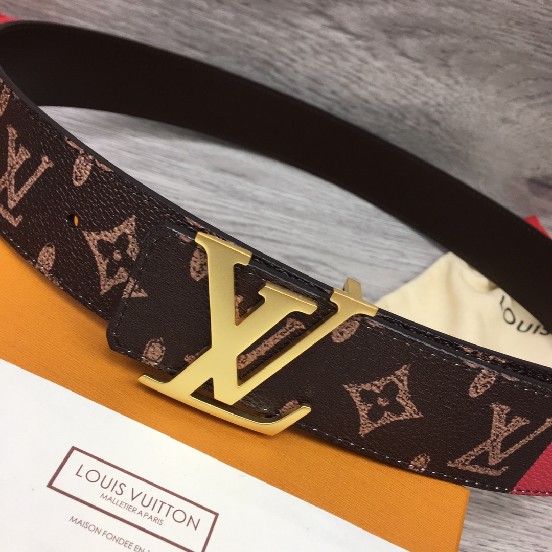 Louis Vuitton Shape 40MM Reversible Belt - PerfectKickZ