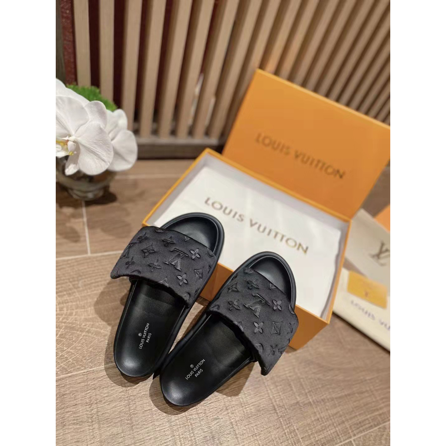 Louis Vuitton Slides - PerfectKickZ