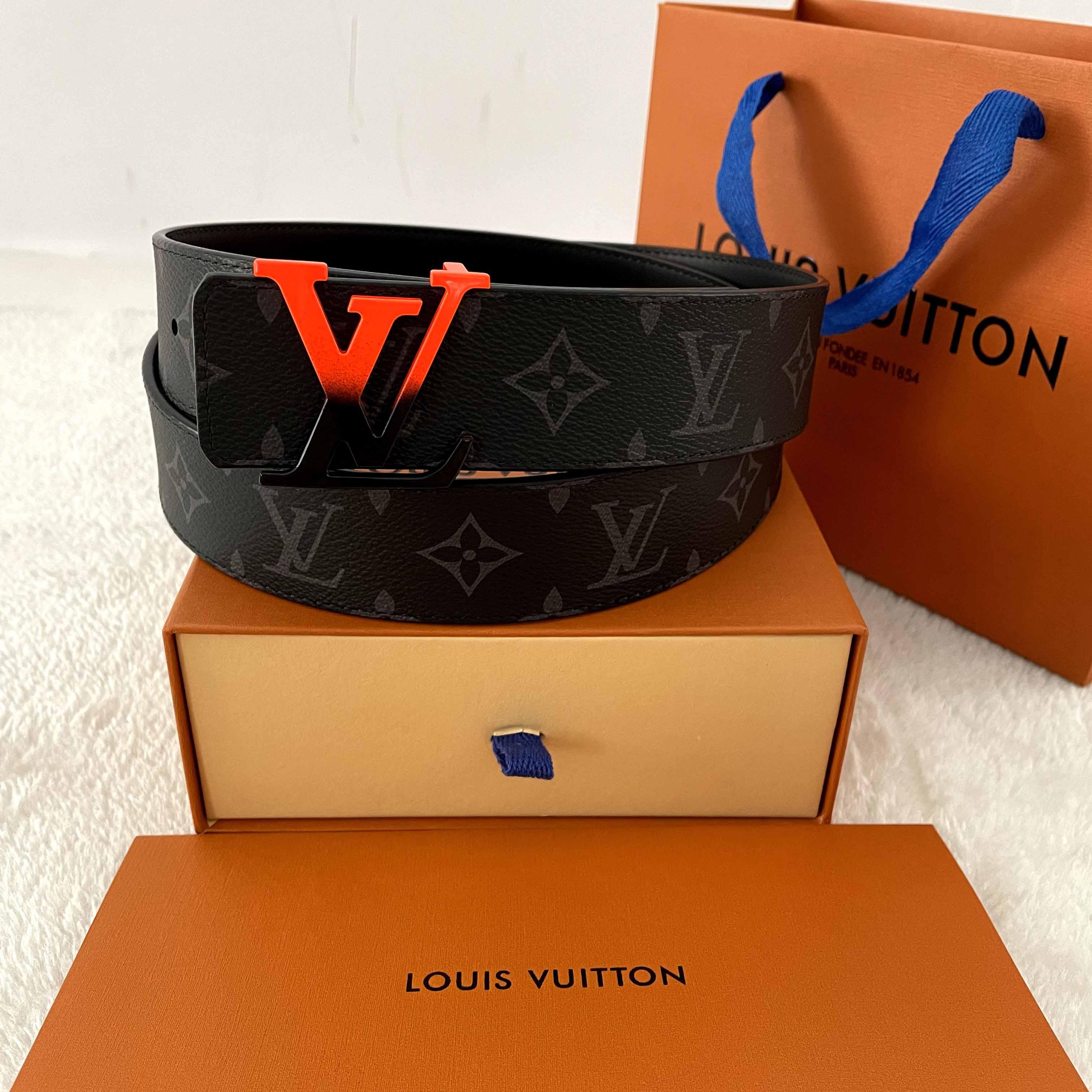 Louis Vuitton Shape 40MM Reversible Belt - PerfectKickZ