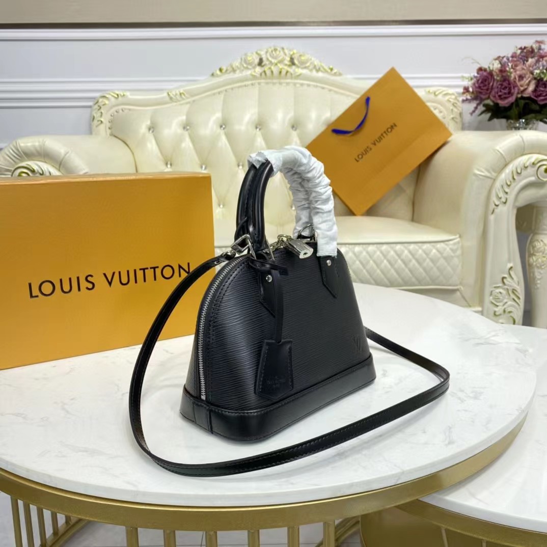 Louis Vuitton  Black Shoulder Bag （23.5-17.5-11.5CM） - PerfectKickZ