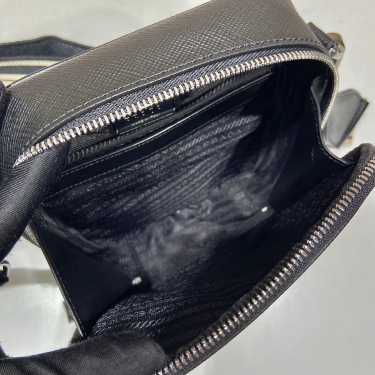 Prada Leather Shoulder Bag（19-16-5.5CM） - PerfectKickZ