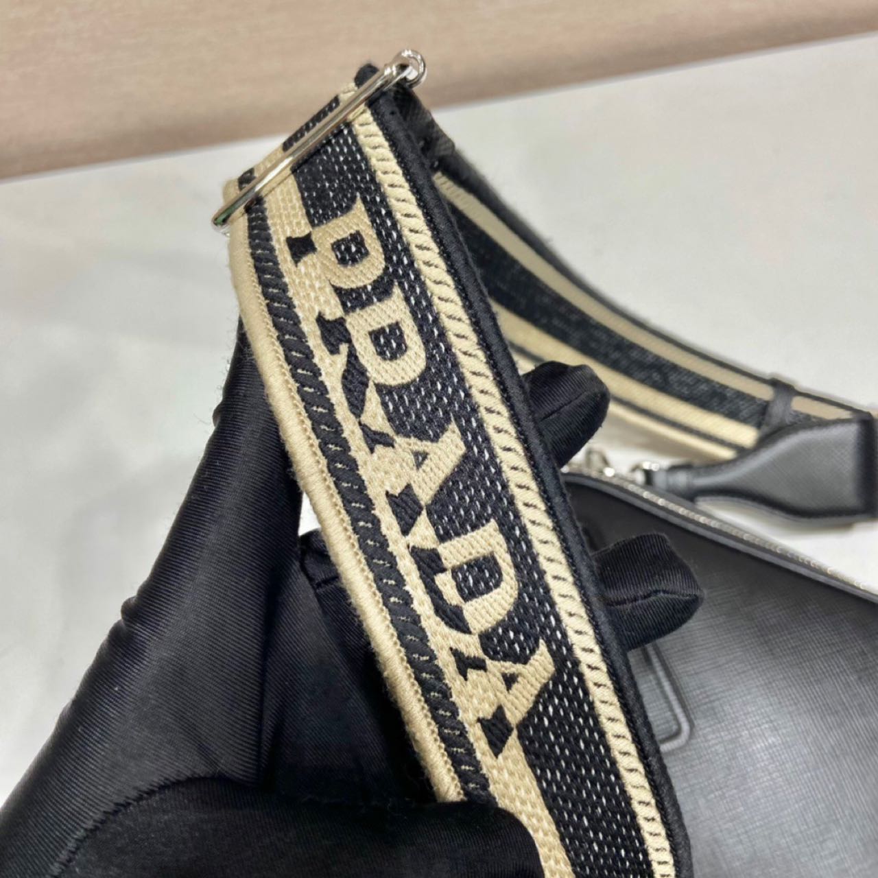 Prada Leather Shoulder Bag（19-16-5.5CM） - PerfectKickZ