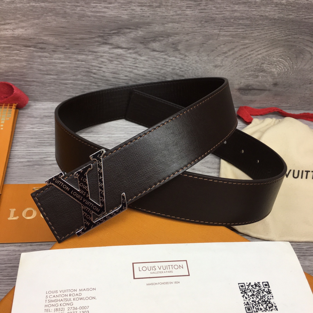 Louis Vuitton Shape 40MM Reversible Belt - PerfectKickZ