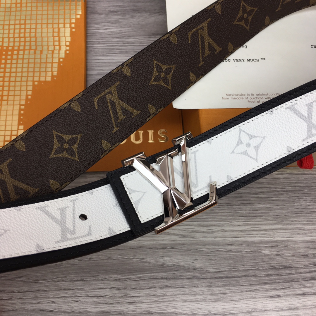 Louis Vuitton Shape 40MM Reversible Belt - PerfectKickZ