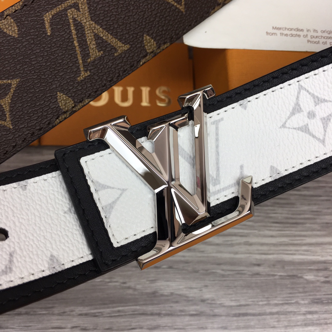 Louis Vuitton Shape 40MM Reversible Belt - PerfectKickZ