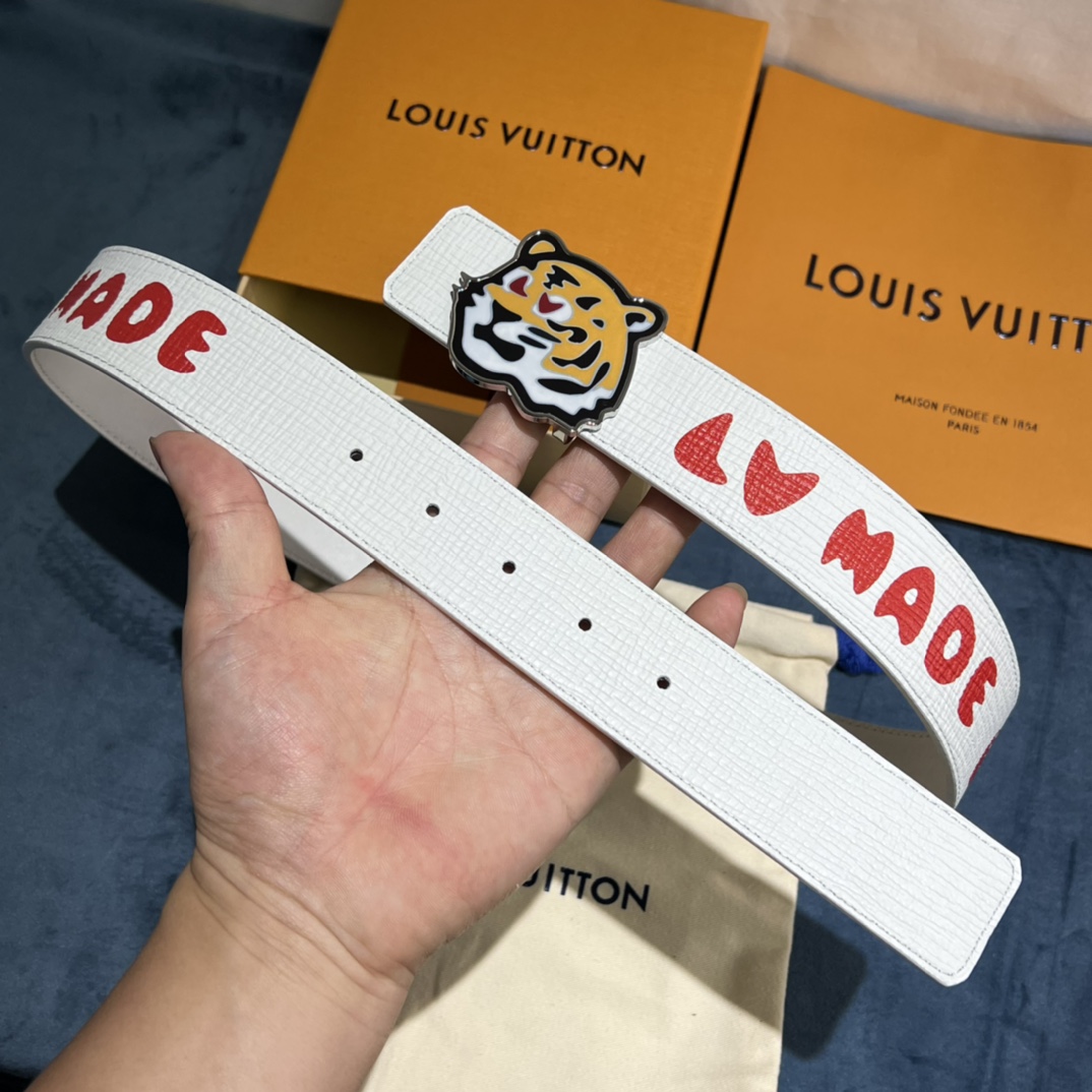 Louis Vuitton Gradient Shape 40MM Reversible Belt - PerfectKickZ