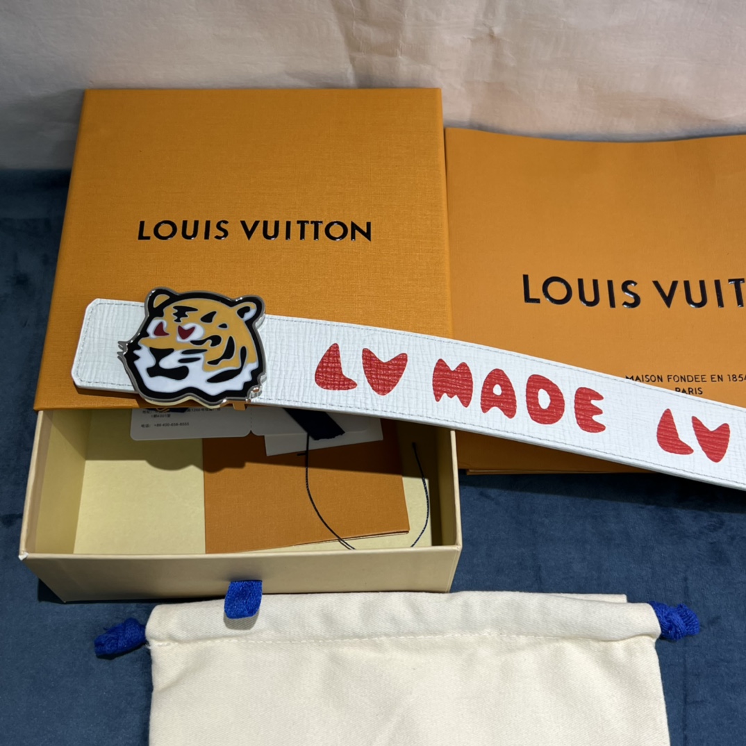 Louis Vuitton Gradient Shape 40MM Reversible Belt - PerfectKickZ