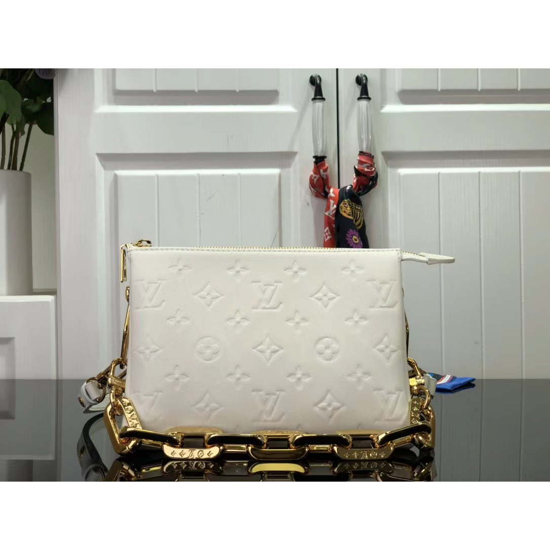Louis Vuitton  Handbag （20 x 16 x 12cm） - PerfectKickZ