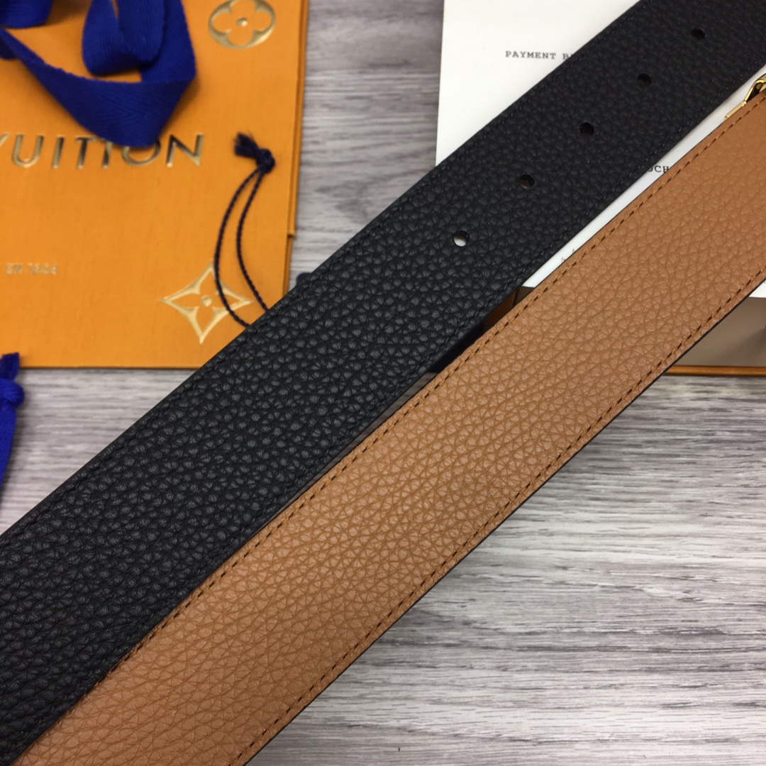Louis Vuitton Shape 40MM Reversible Belt - PerfectKickZ
