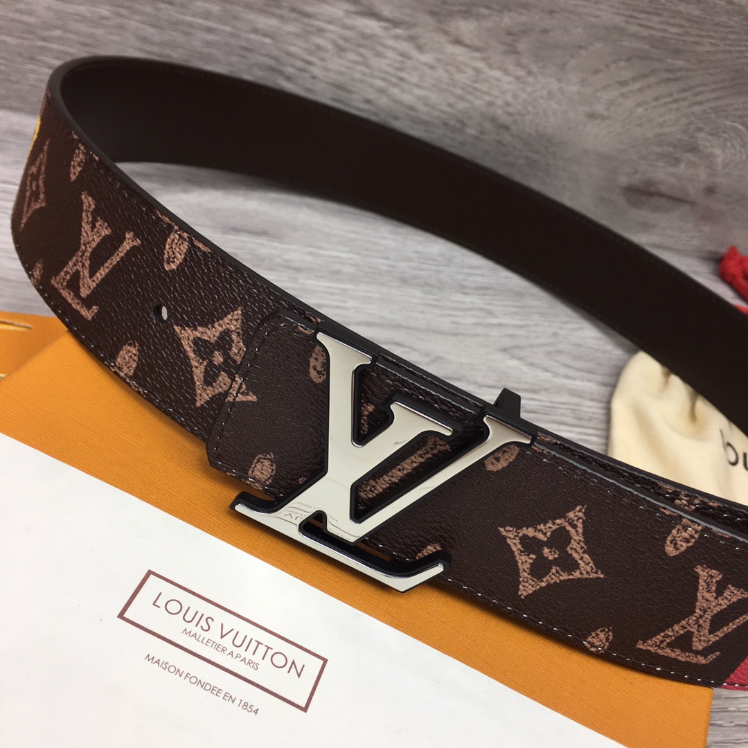 Louis Vuitton Shape 40MM Reversible Belt - PerfectKickZ