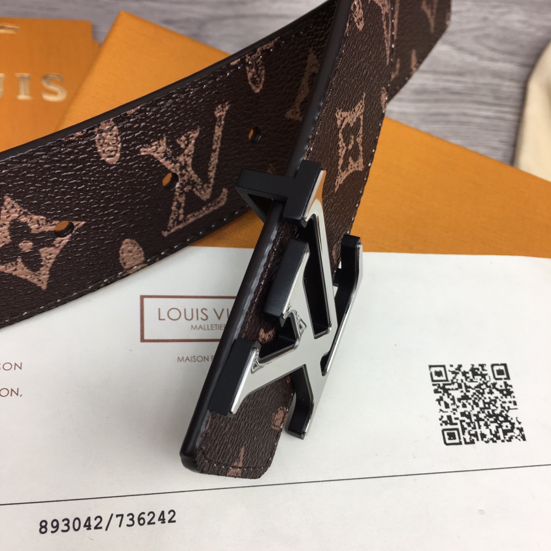 Louis Vuitton Shape 40MM Reversible Belt - PerfectKickZ