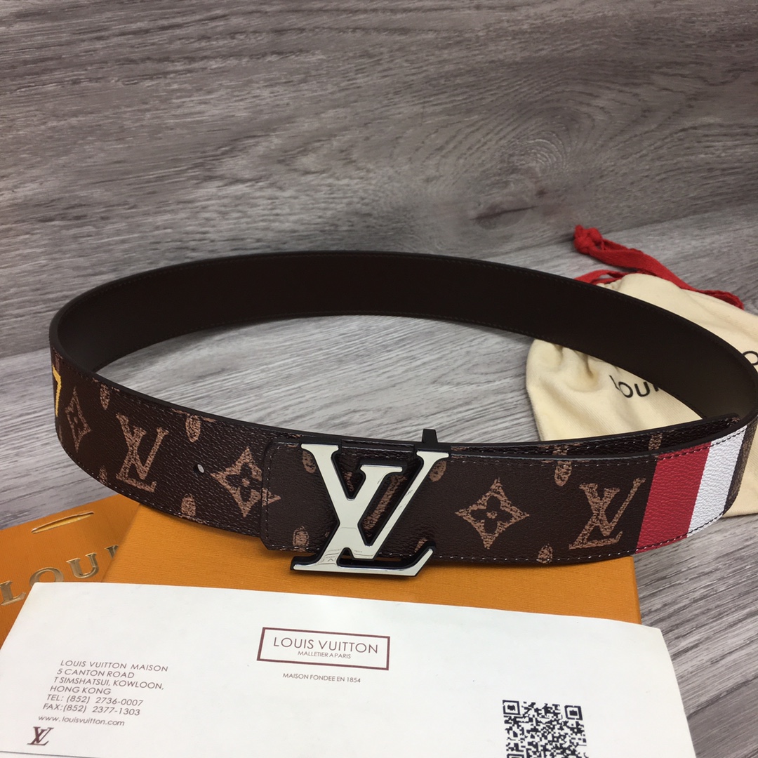 Louis Vuitton Shape 40MM Reversible Belt - PerfectKickZ