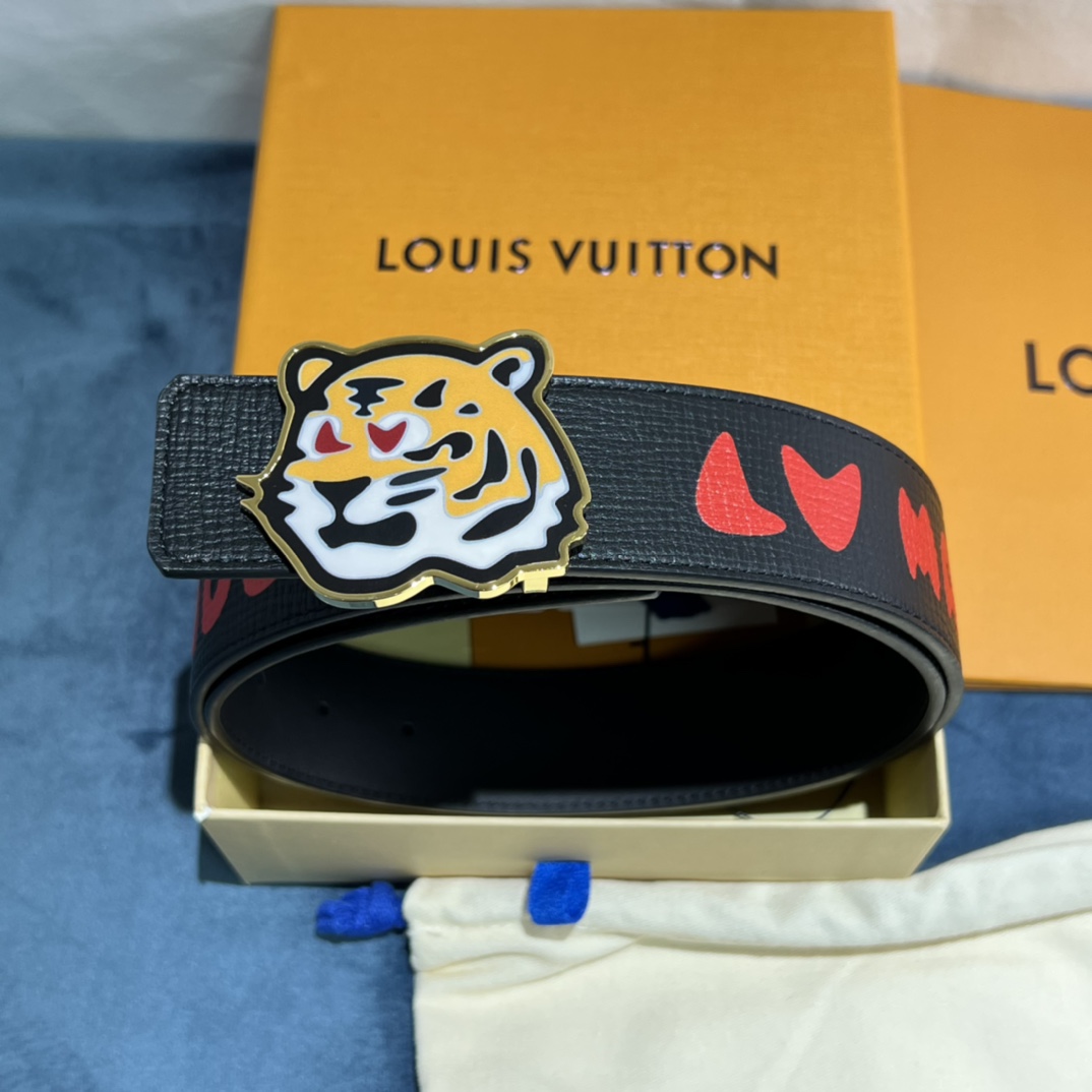 Louis Vuitton Gradient Shape 40MM Reversible Belt - 