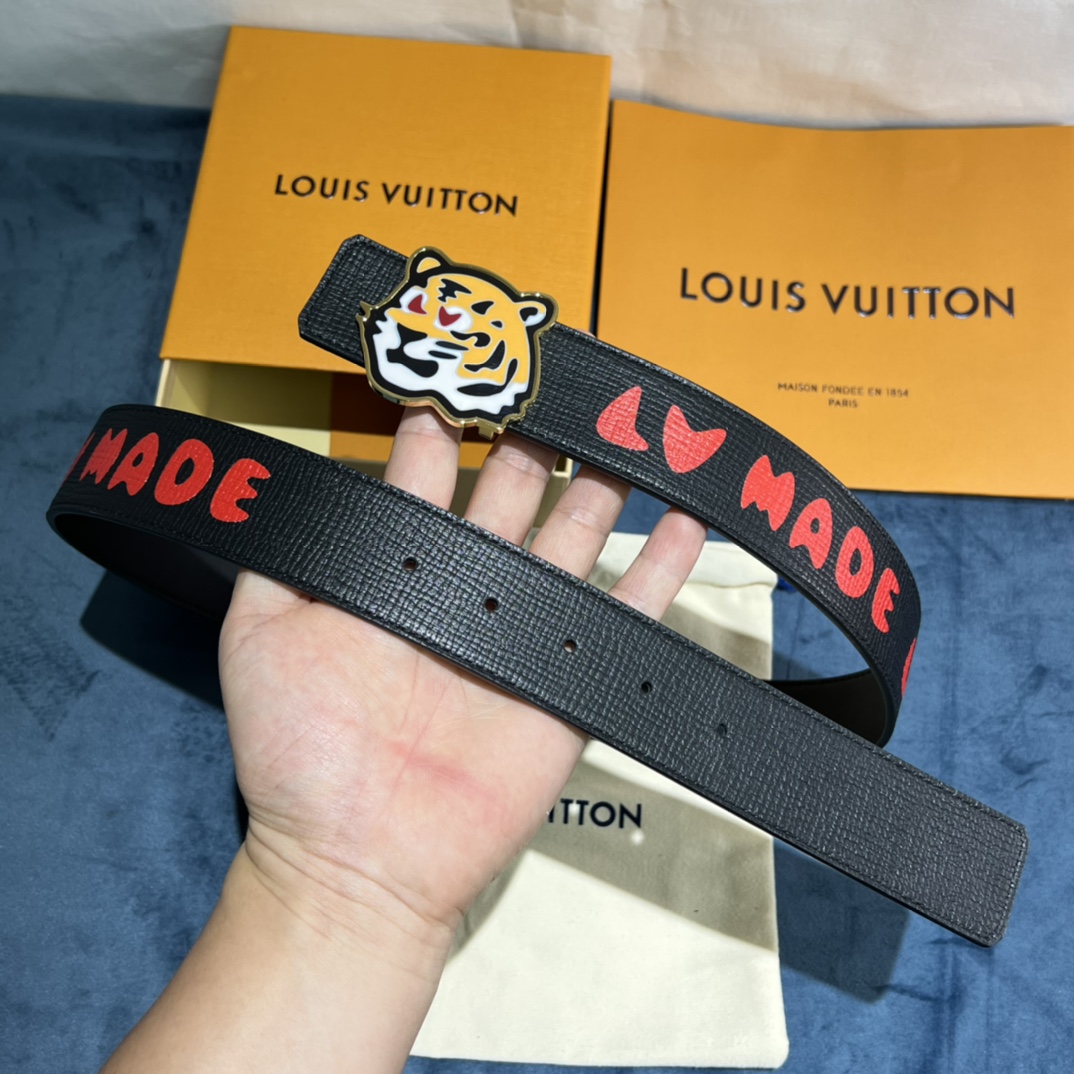 Louis Vuitton Gradient Shape 40MM Reversible Belt - 