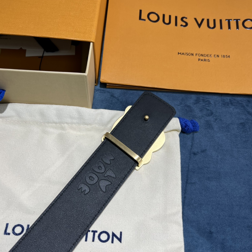 Louis Vuitton Gradient Shape 40MM Reversible Belt - 