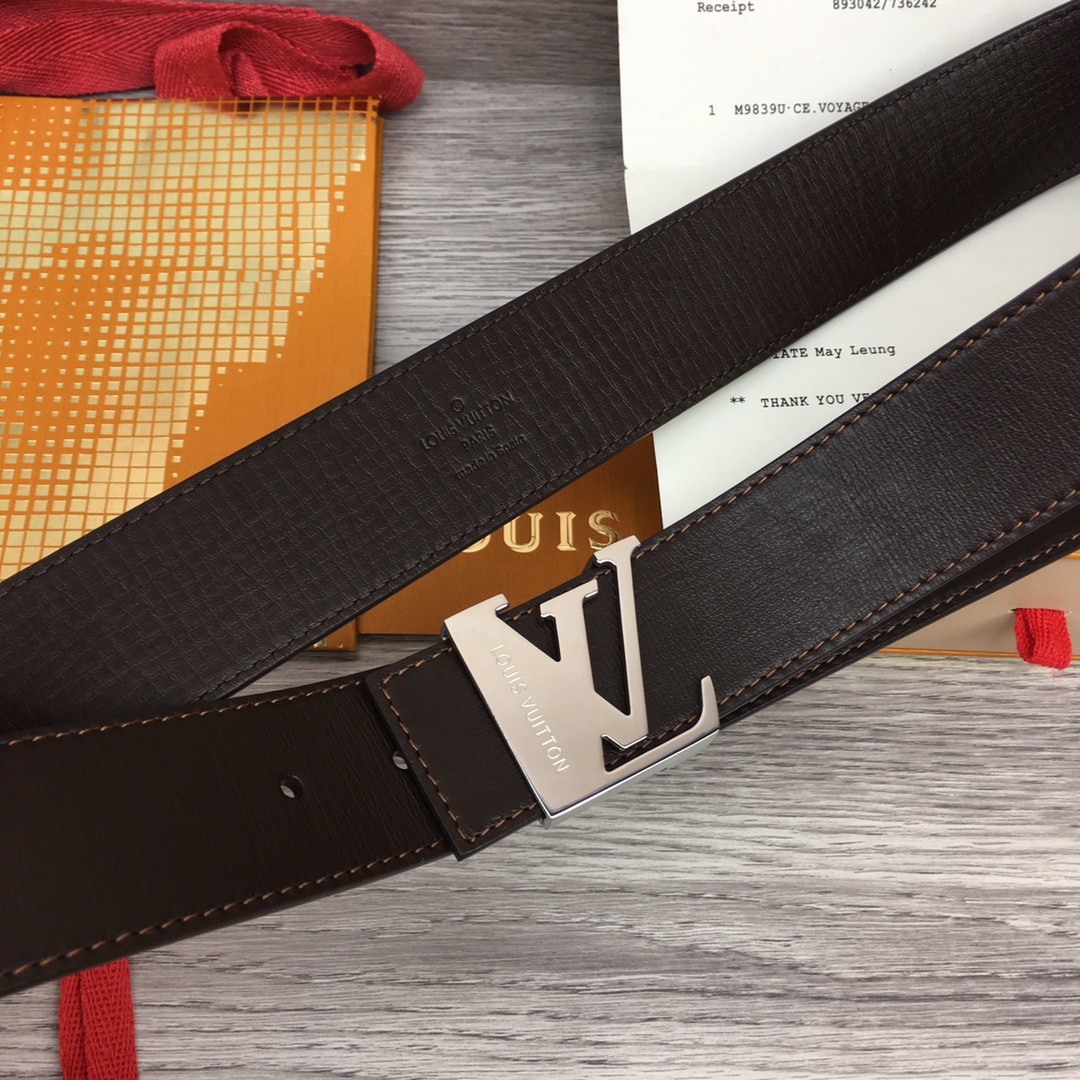 Louis Vuitton Shape 40MM Reversible Belt - PerfectKickZ