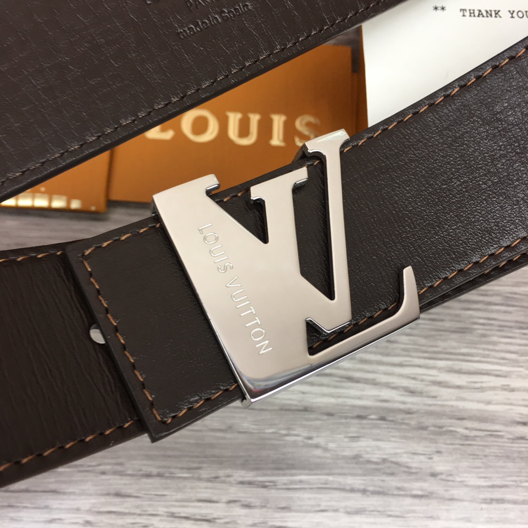 Louis Vuitton Shape 40MM Reversible Belt - PerfectKickZ