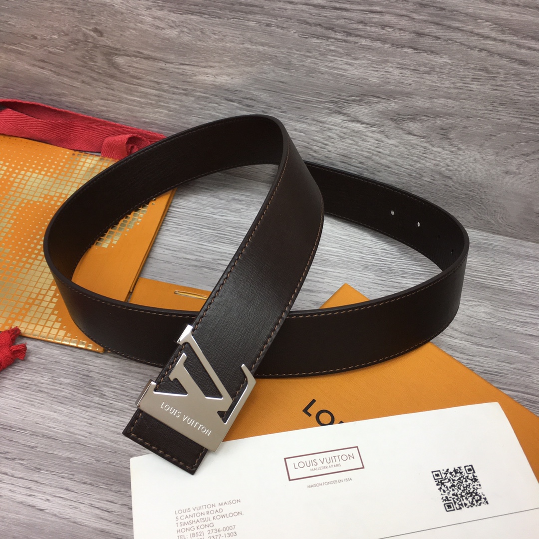 Louis Vuitton Shape 40MM Reversible Belt - PerfectKickZ