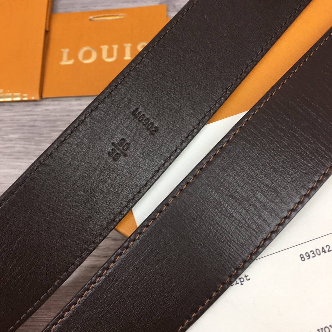 Louis Vuitton Shape 40MM Reversible Belt - PerfectKickZ