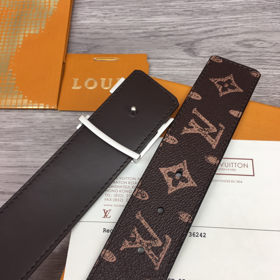 Louis Vuitton Shape 40MM Reversible Belt - PerfectKickZ