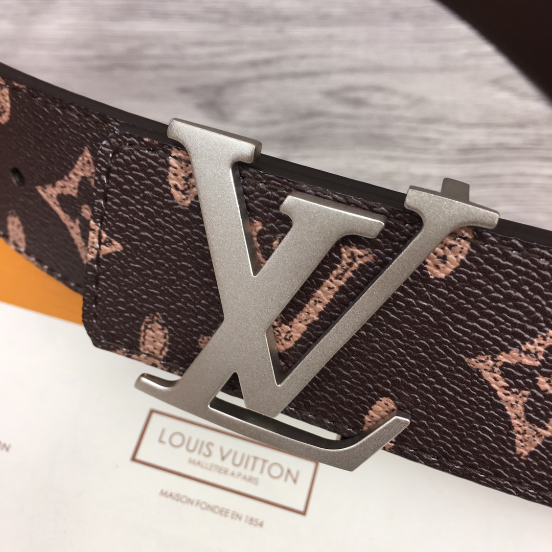 Louis Vuitton Shape 40MM Reversible Belt - PerfectKickZ