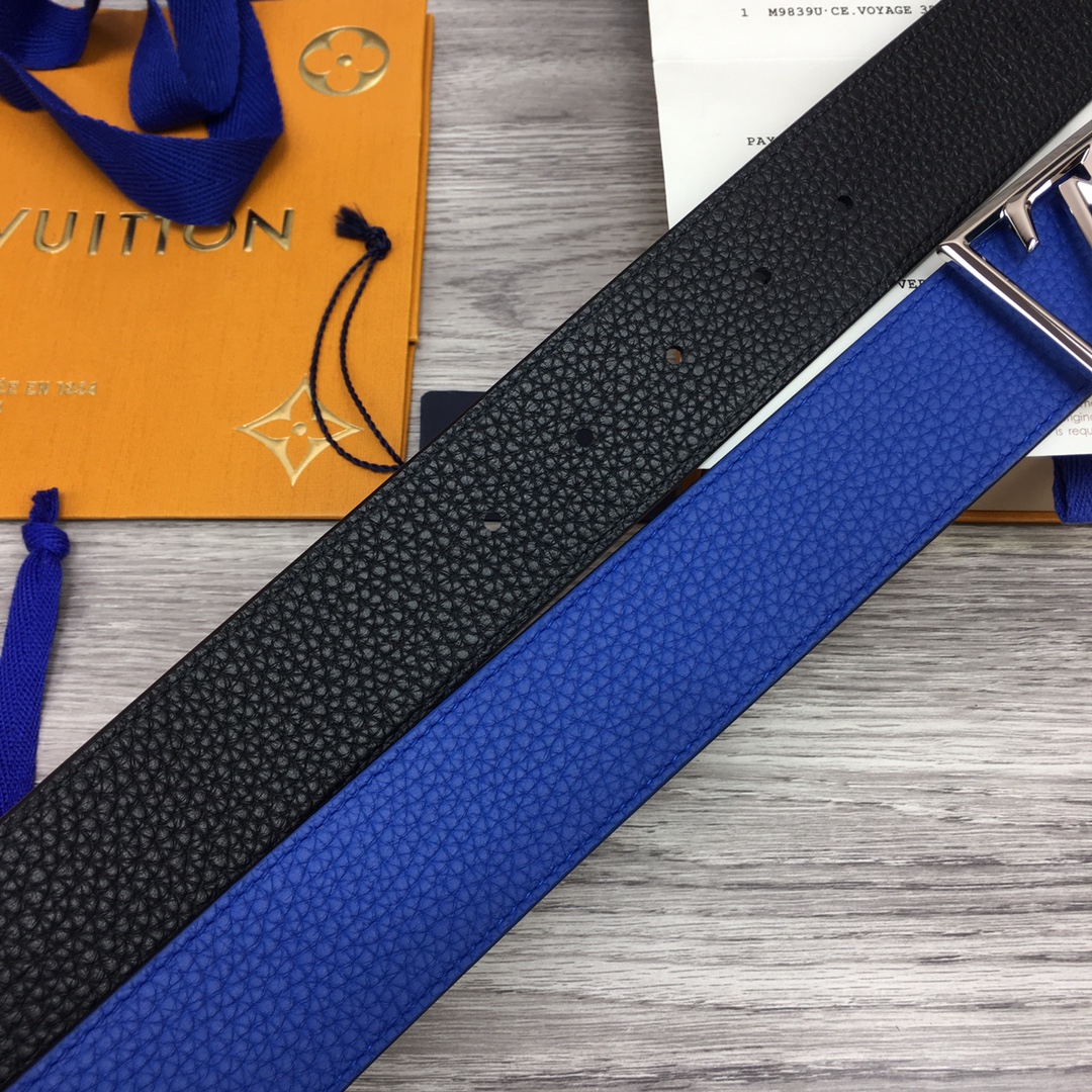 Louis Vuitton Shape 40MM Reversible Belt - PerfectKickZ