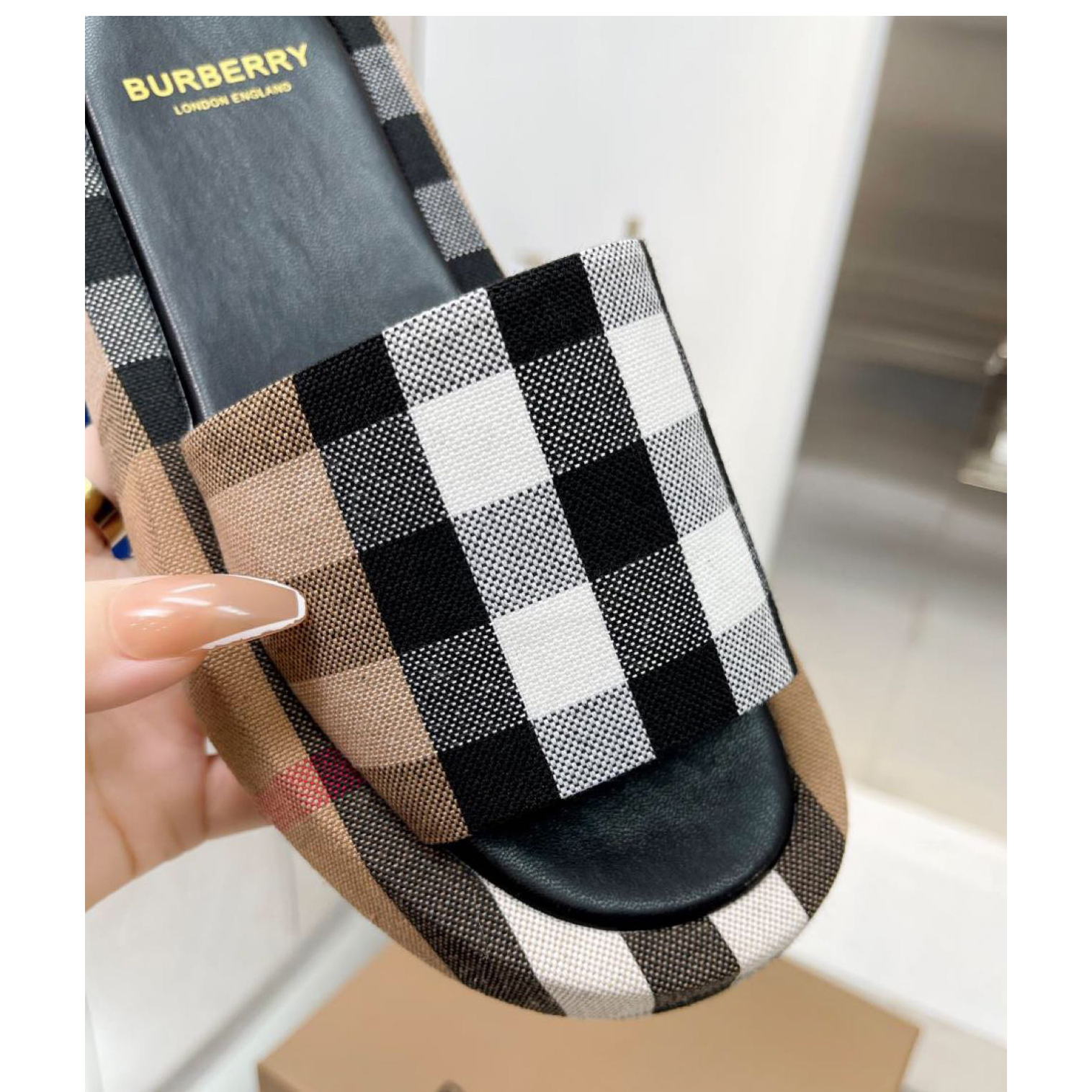 Burberry Check Print Slides - PerfectKickZ