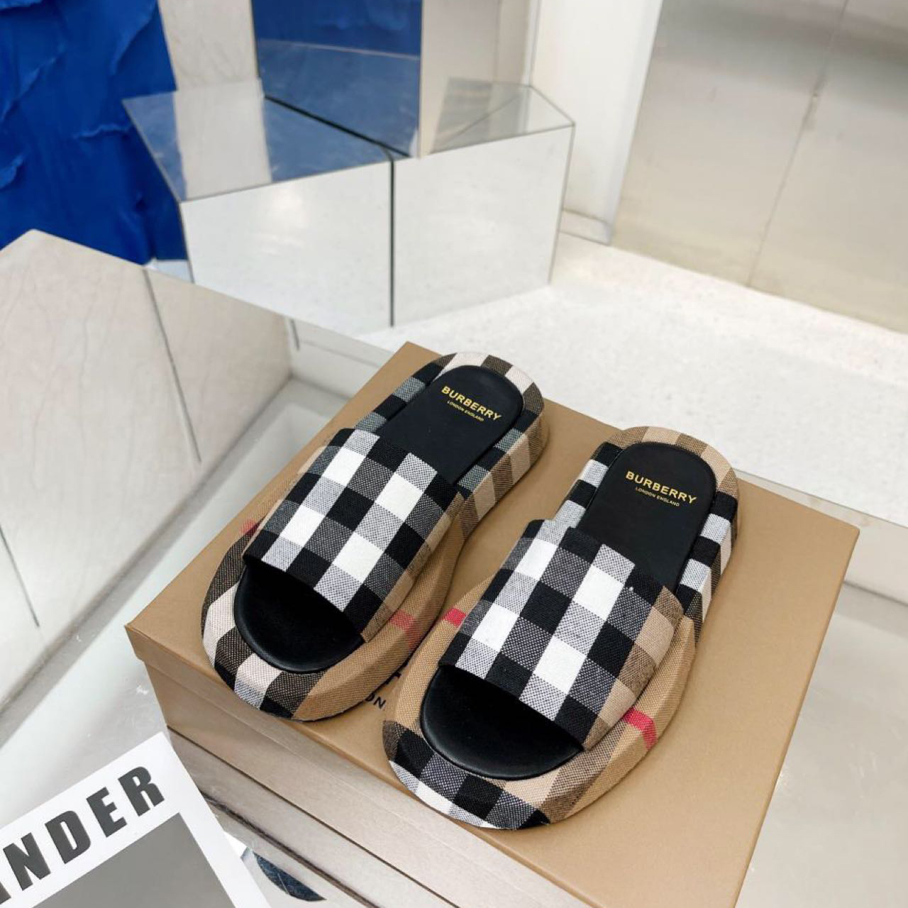 Burberry Check Print Slides - PerfectKickZ