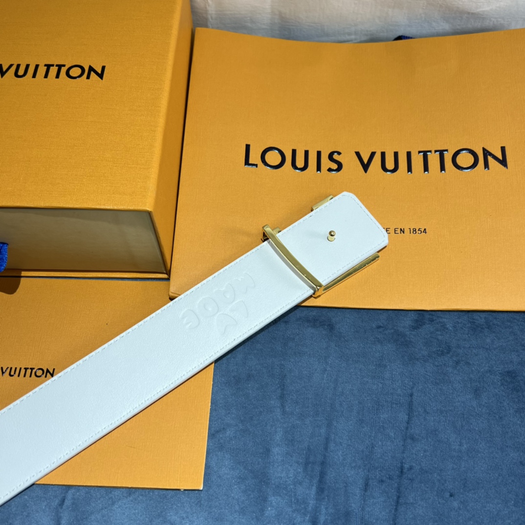 Louis Vuitton Gradient Shape 40MM Reversible Belt - PerfectKickZ