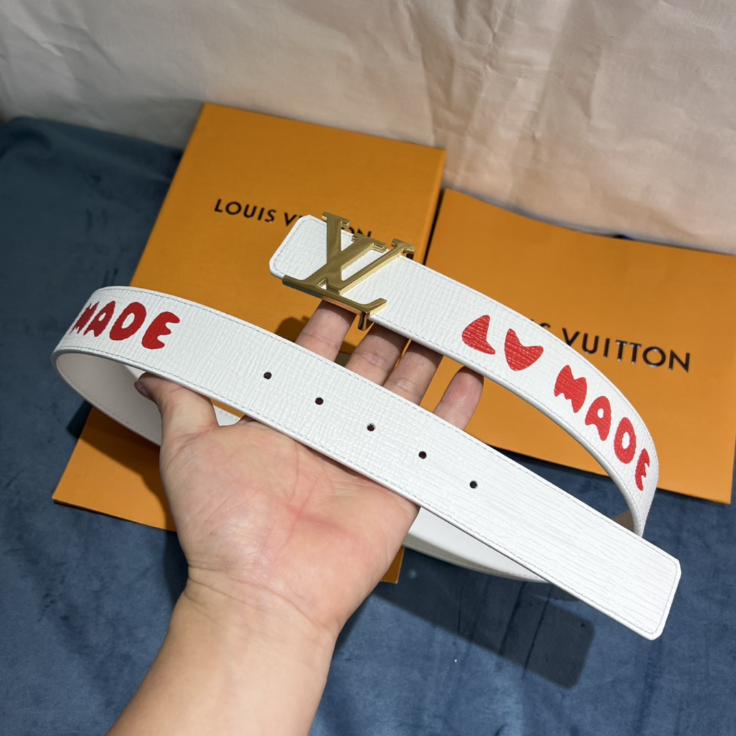 Louis Vuitton Gradient Shape 40MM Reversible Belt - PerfectKickZ