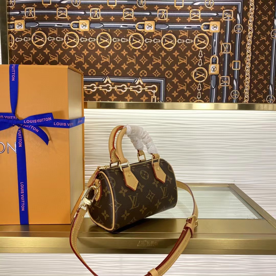 Louis Vuitton Black Monogram Leather Handbag （16-10.5-7CM） - PerfectKickZ