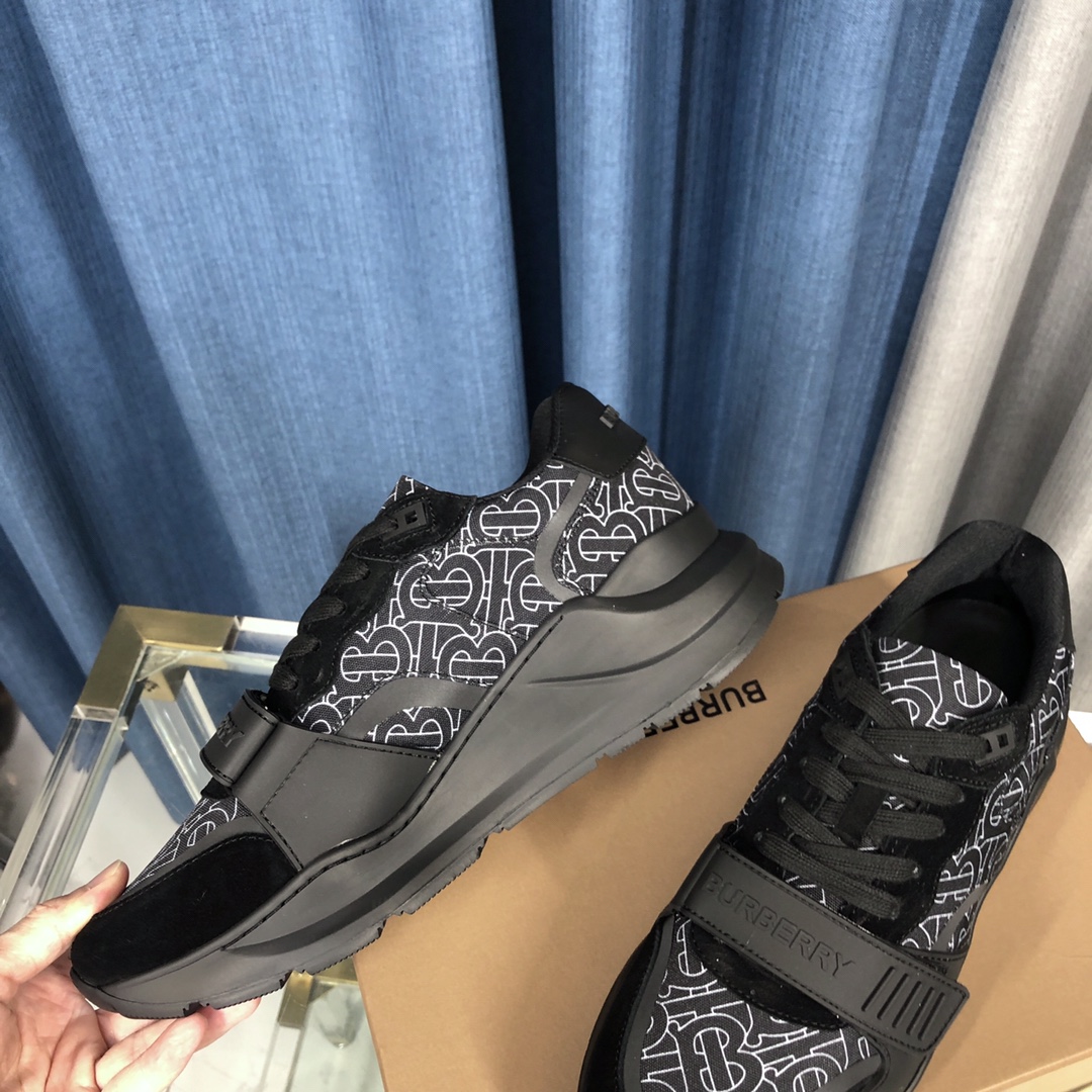 Burberry Check Cotton Canvas And Leather Sneakers - 