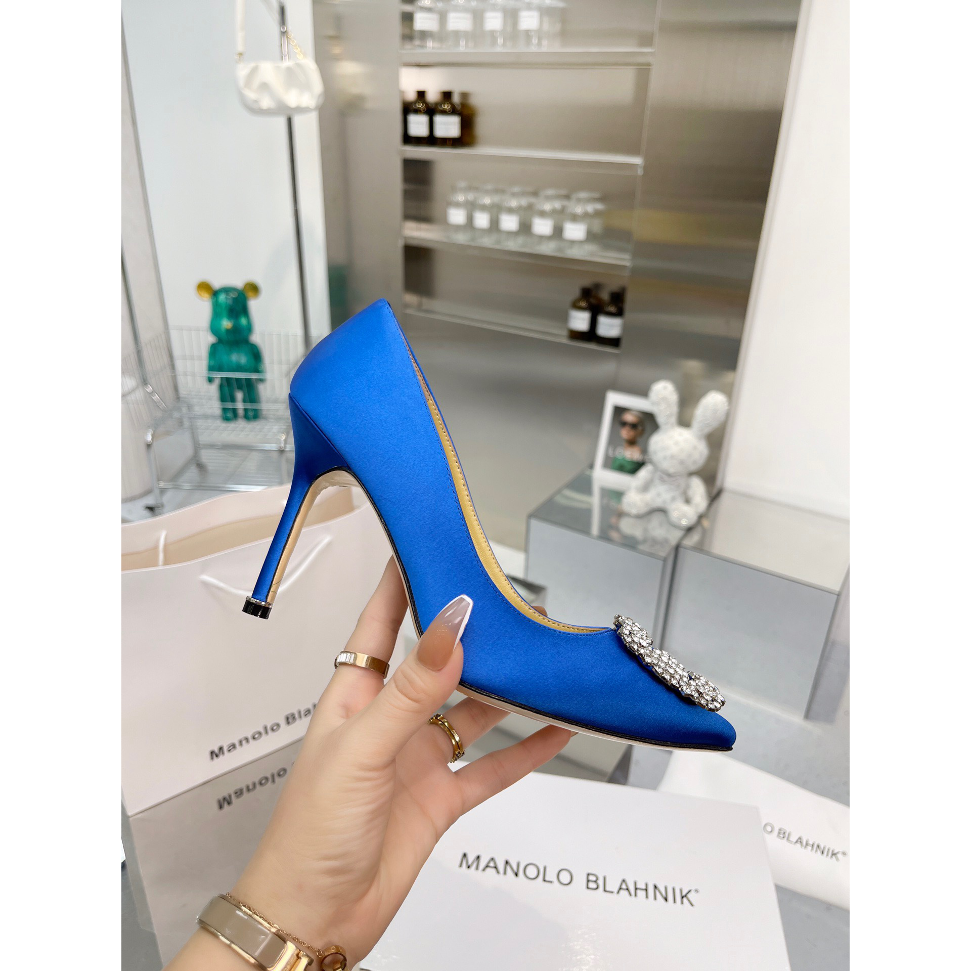 Manolo Blahnik Blue Hangisi Pumps with buckle - PerfectKickZ