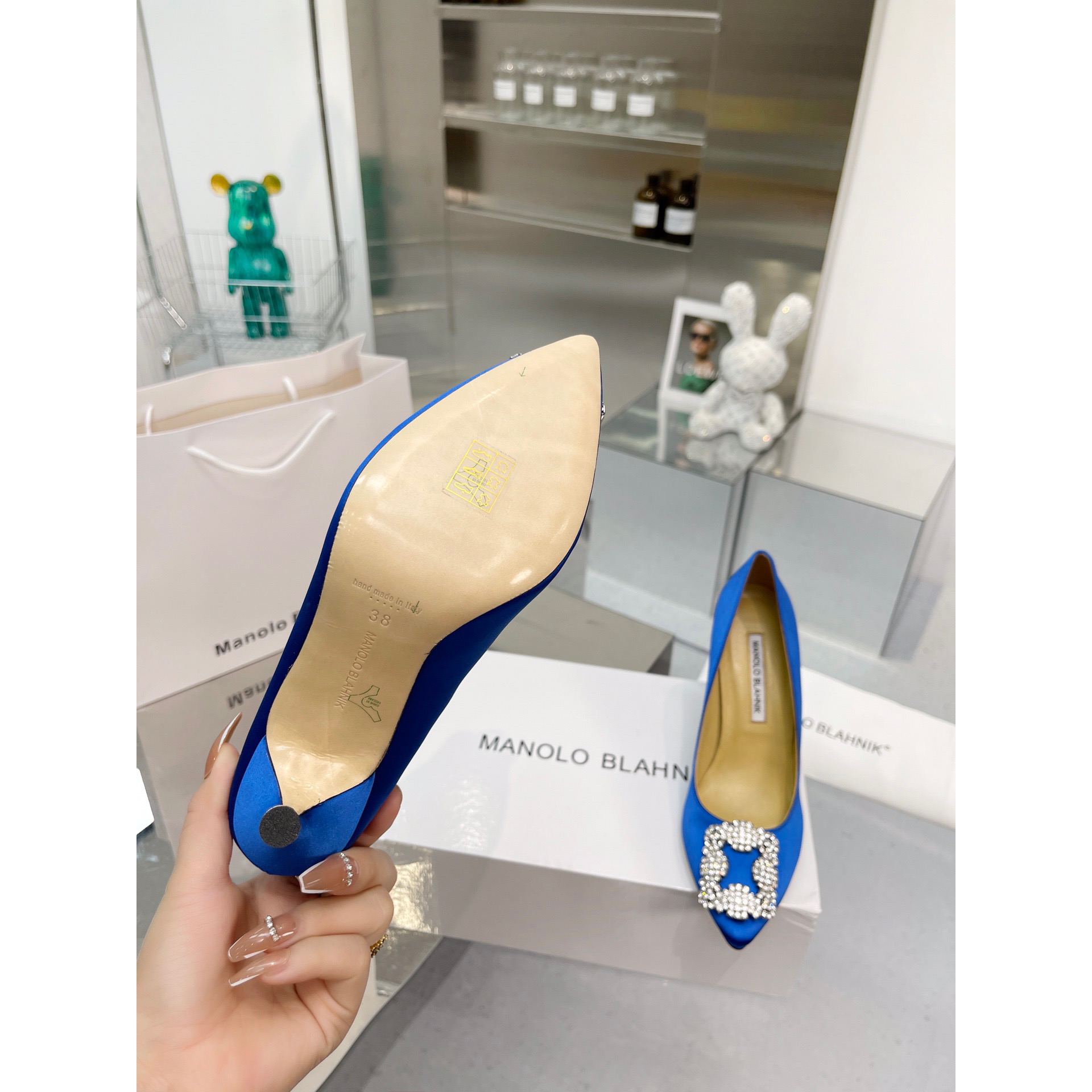 Manolo Blahnik Blue Hangisi Pumps with buckle - PerfectKickZ