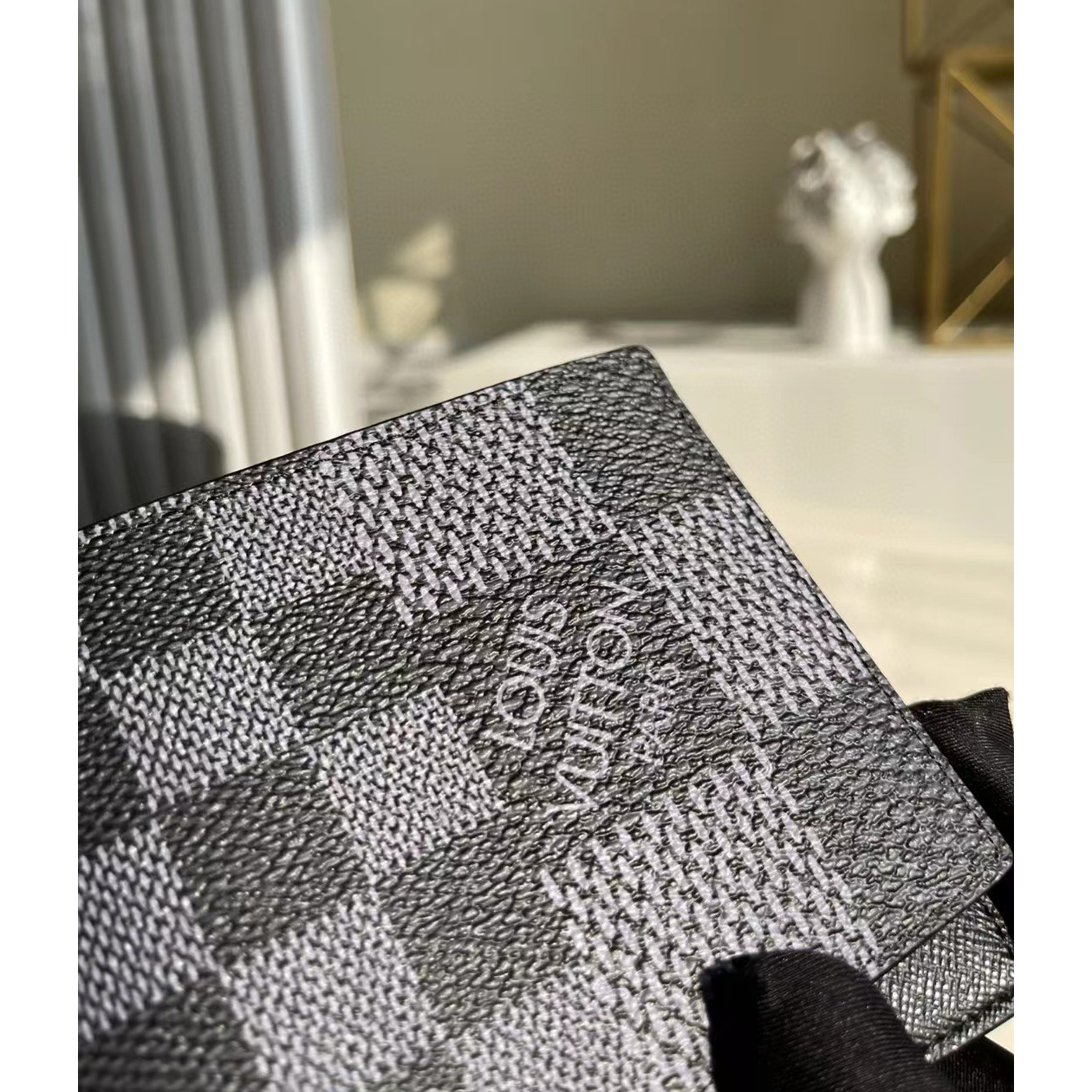 Louis Vuitton  Multiple Wallet(1.5-9-1.5cm) - PerfectKickZ