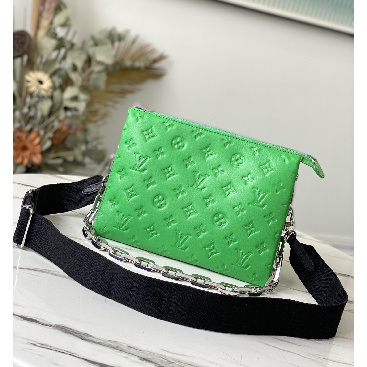 Louis Vuitton  Handbag （26*20*12cm） - PerfectKickZ
