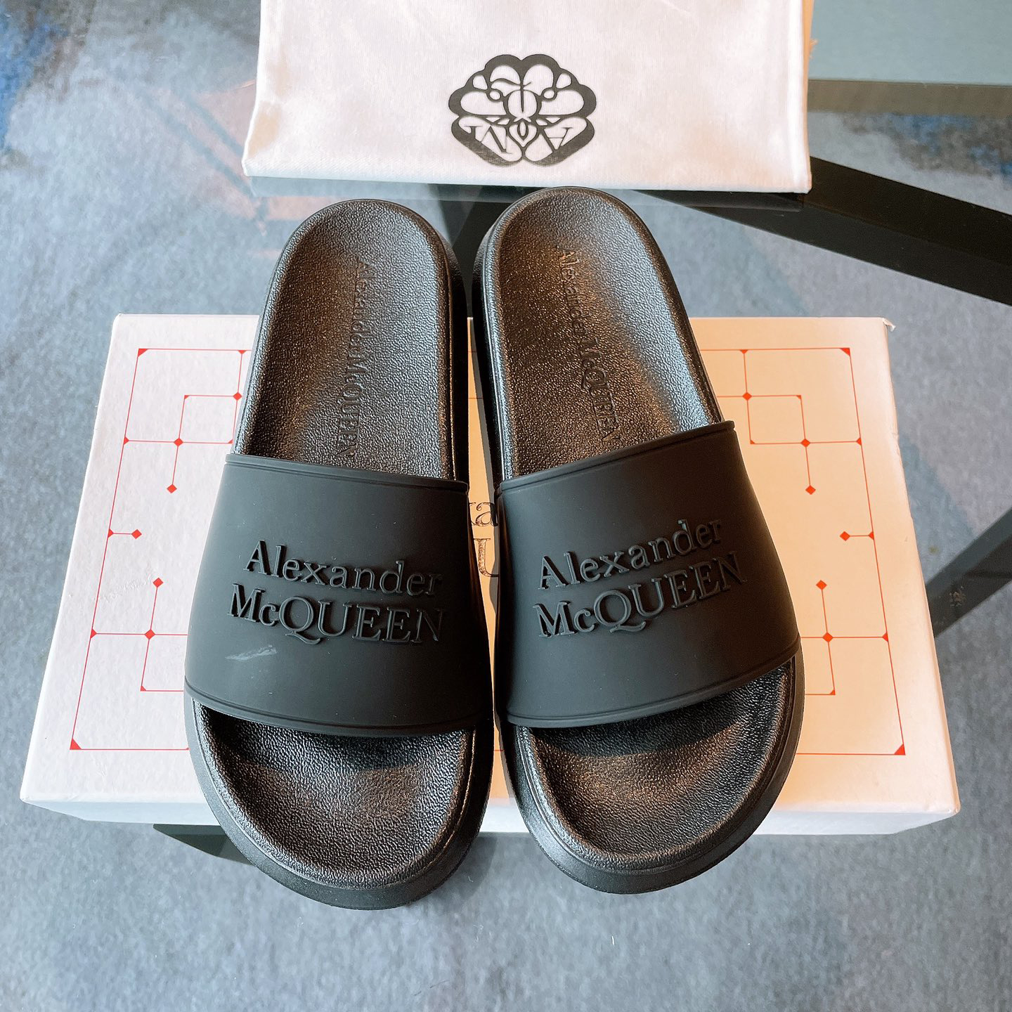 Alexander Mqueen   Slipper - PerfectKickZ