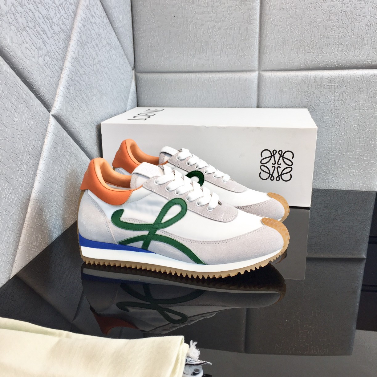 Loewe Flow Runner In Calfskin - PerfectKickZ