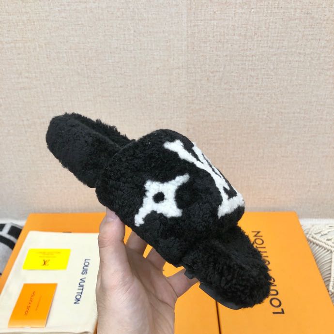 Louis Vuitton Paseo Flat Comfort Mule In Black - PerfectKickZ