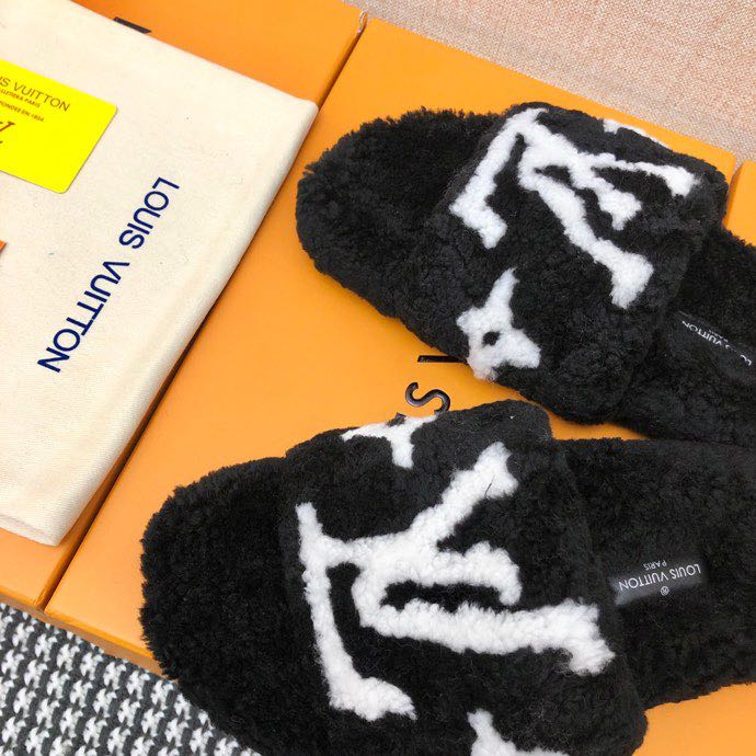 Louis Vuitton Paseo Flat Comfort Mule In Black - PerfectKickZ