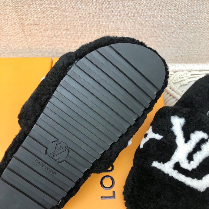 Louis Vuitton Paseo Flat Comfort Mule In Black - PerfectKickZ