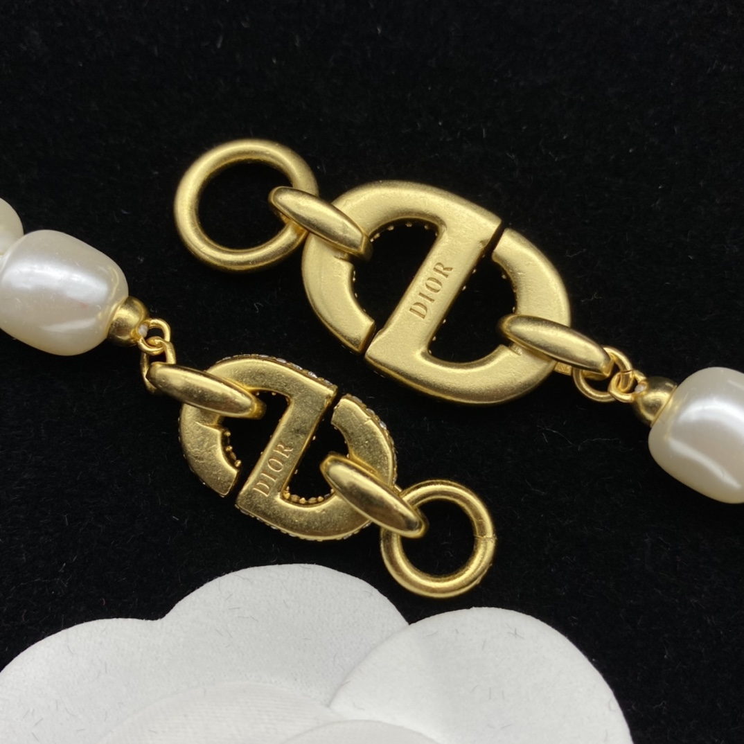 Dior Pearl Necklace - PerfectKickZ