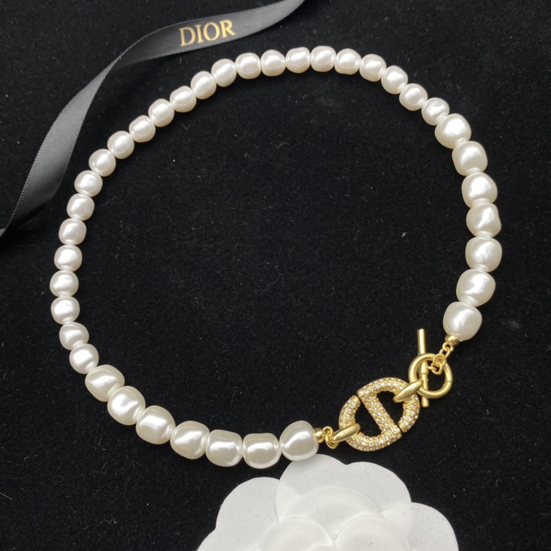 Dior Pearl Necklace - PerfectKickZ