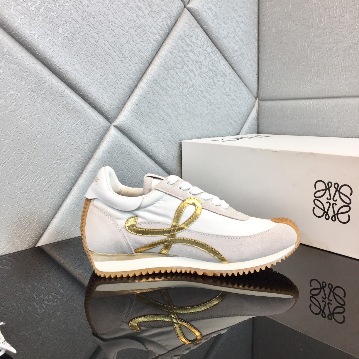 Loewe Flow Runner In Calfskin - PerfectKickZ