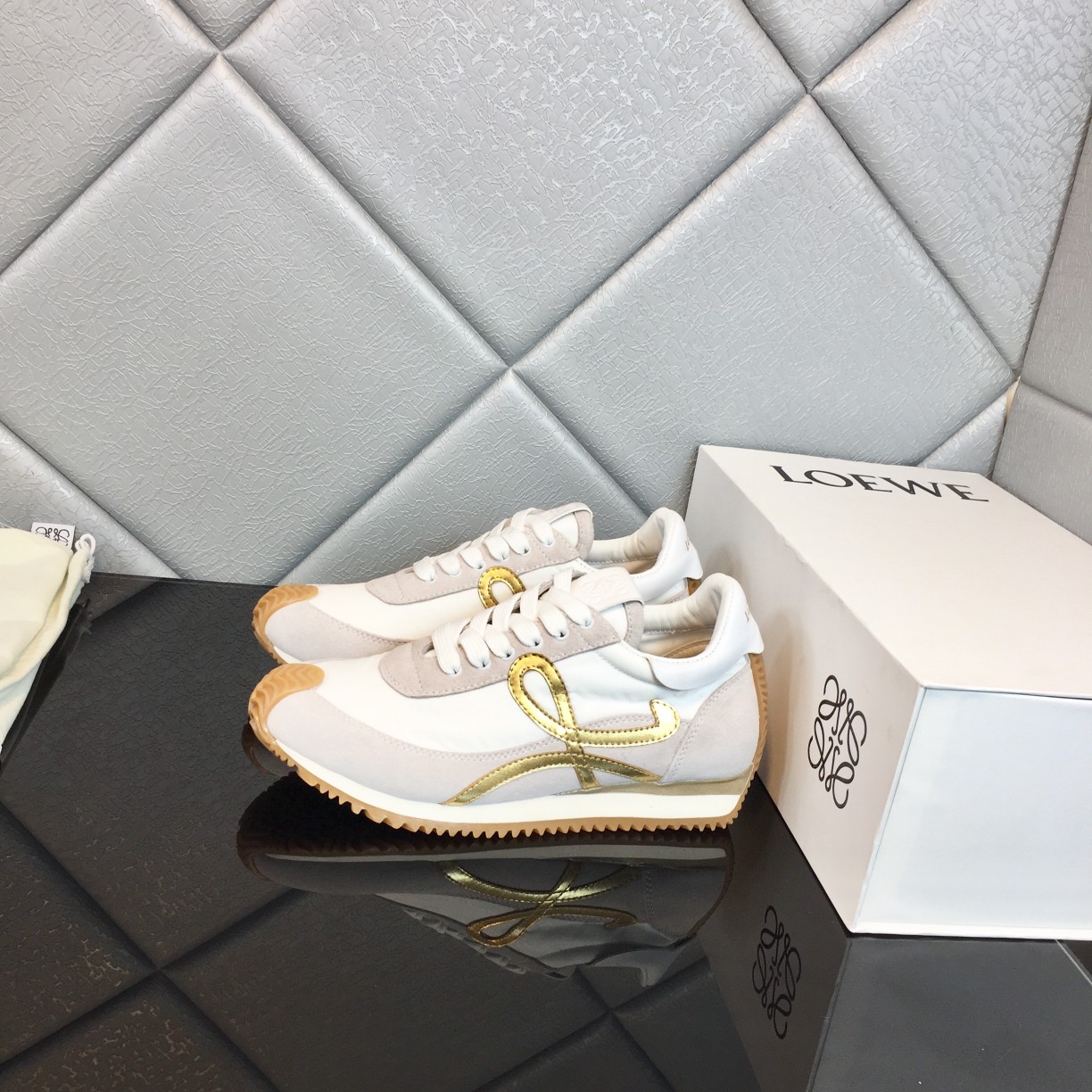 Loewe Flow Runner In Calfskin - PerfectKickZ